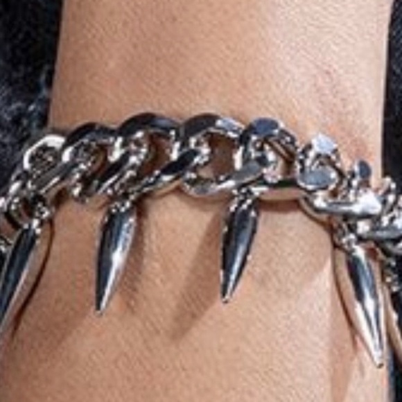 Punk Glam Spherical Spiked Silver Chain Link Bracelet - Picture 10 of 10